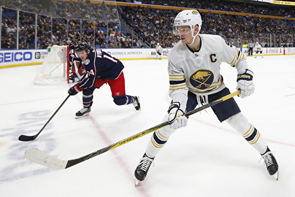 体坛联播｜梅西夺取美职联冠军，萨拉赫炮轰斯洛特